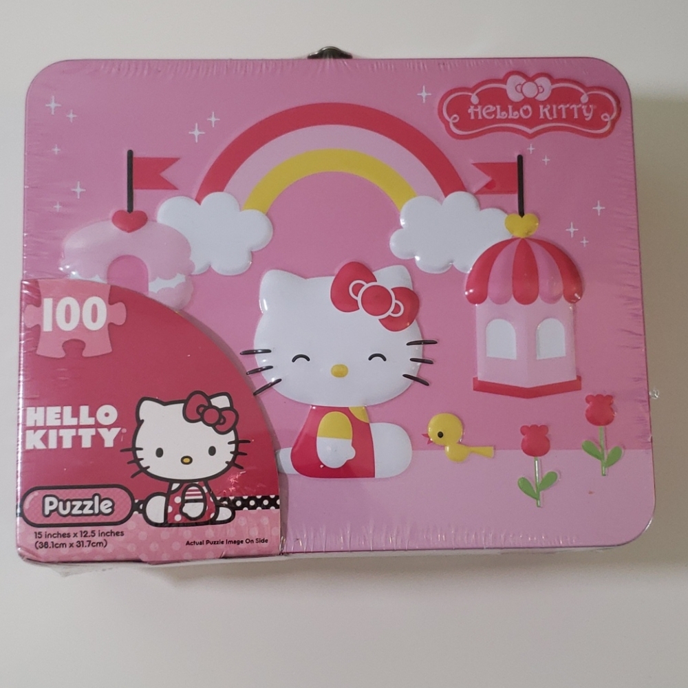 Hello Kitty 100 Piece Puzzle in Pink Lunchbox